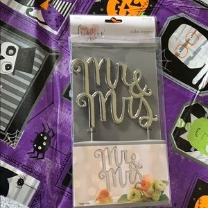 Mr & Mrs Cake Topper
